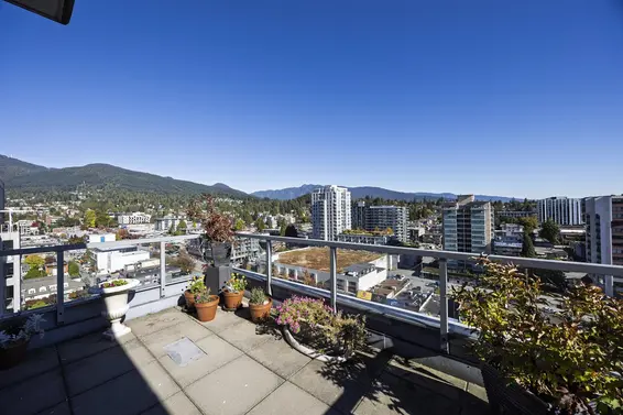 1702 121 West 16th Street, North Vancouver