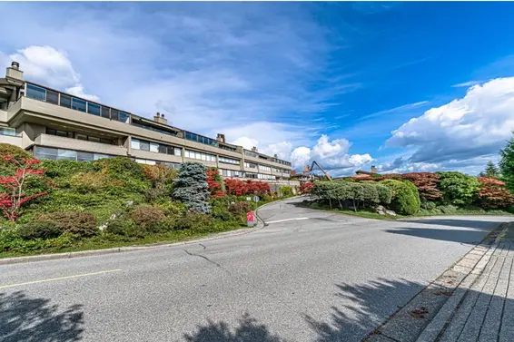 65 2212 Folkestone Way, West Vancouver For Sale - image 17