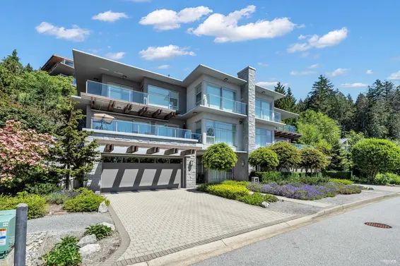 2728 Highview Place, West Vancouver For Sale - image 1