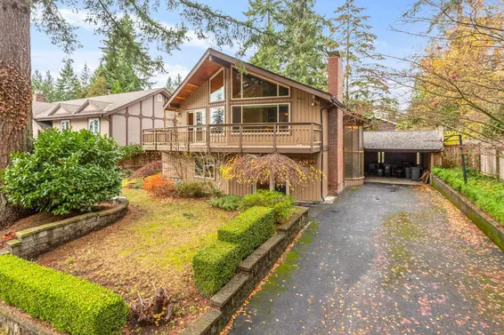 1895 Layton Drive, North Vancouver