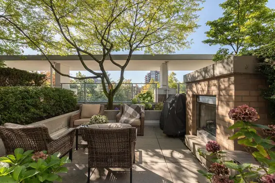 14 166 West 13th Street, North Vancouver