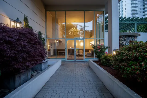 1004 140 East 14Th Street, North Vancouver For Sale - image 31