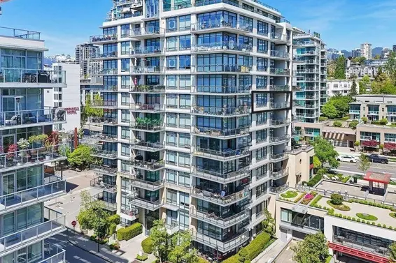 803 162 Victory Ship Way, North Vancouver