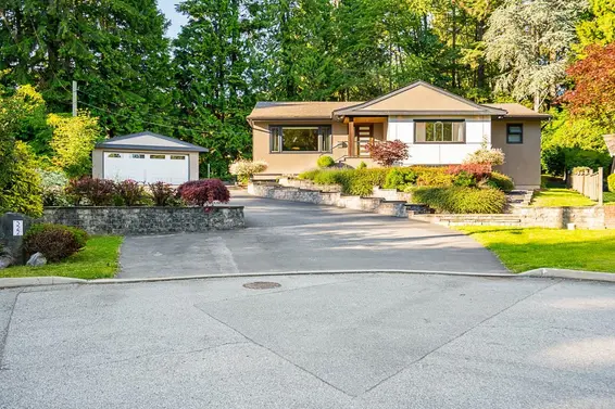 522 Evergreen Place, North Vancouver For Sale - image 35