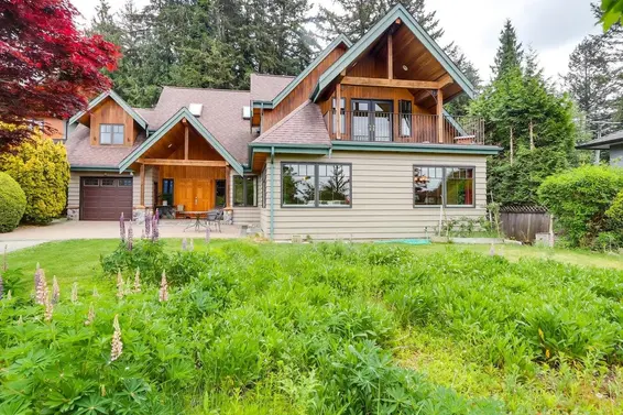 4072 Skyline Drive, North Vancouver