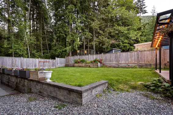 5673 White Pine Lane, North Vancouver For Sale - image 36