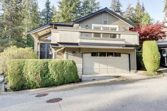 1 1900 Indian River Crescent, North Vancouver For Sale - image 2