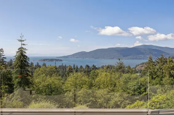 5307 Aspen Drive, West Vancouver For Sale - image 1