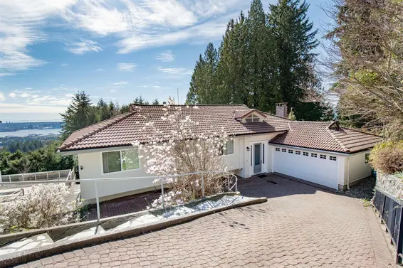 4525 Prospect Road, North Vancouver