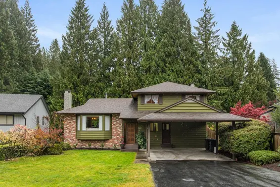 3642 Rutherford Crescent, North Vancouver