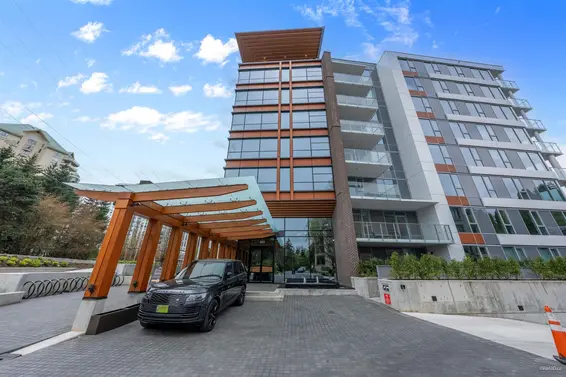 603 423 6th Street, West Vancouver