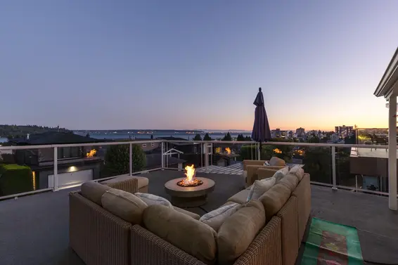 1104 Esquimalt Avenue, West Vancouver