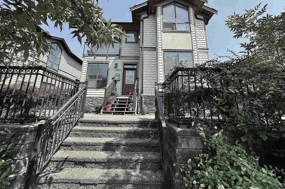 1436 Bewicke Avenue, North Vancouver