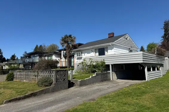 890 Whitchurch Street, North Vancouver