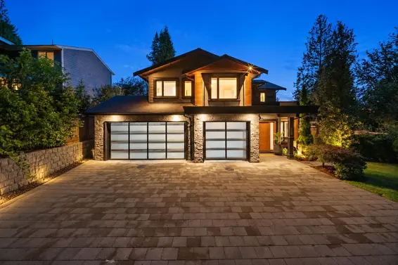 433 East Queens Road, North Vancouver
