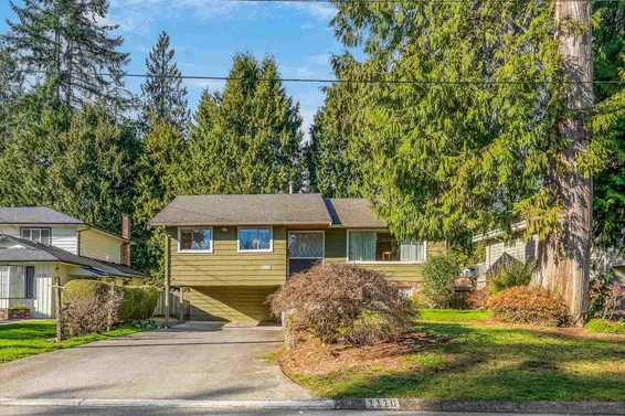 1110 Lodge Road, North Vancouver