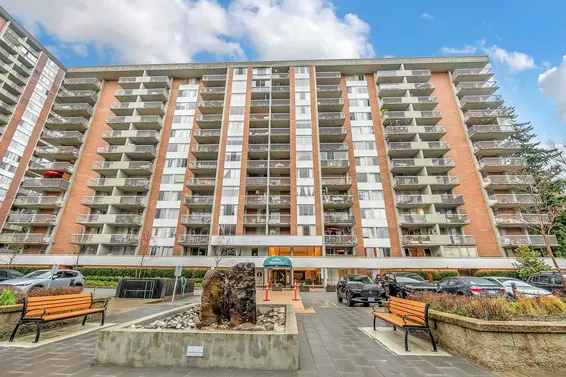 716 2012 Fullerton Avenue, North Vancouver