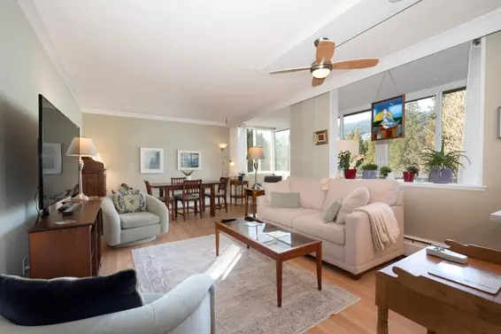 505 1425 Esquimalt Avenue, West Vancouver