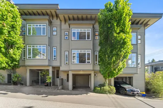 5 119 East 6th Street, North Vancouver