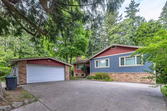 1130 Handsworth Road, North Vancouver
