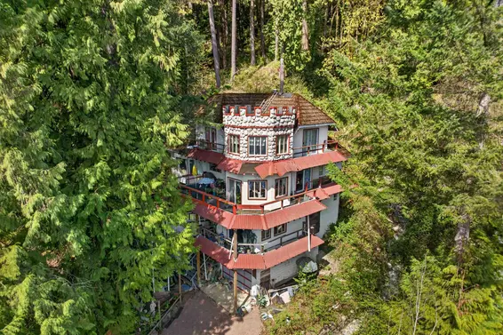 2755 Panorama Drive, North Vancouver