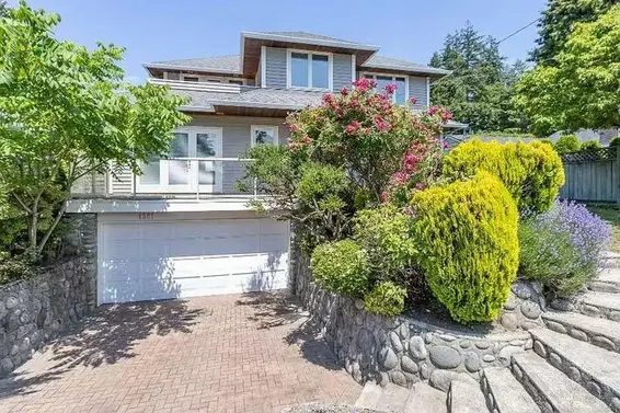 1361 Inglewood Avenue, West Vancouver