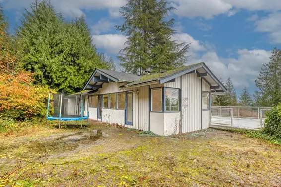 1380 Burnside Road, West Vancouver For Sale - image 28