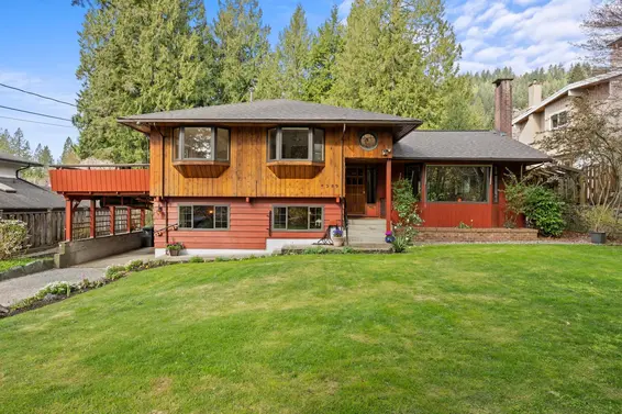 4589 Ramsay Road, North Vancouver