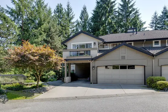 20 1900 Indian River Crescent, North Vancouver