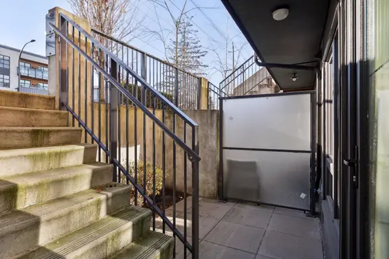 2 720 East 3Rd Street, North Vancouver For Sale - image 35