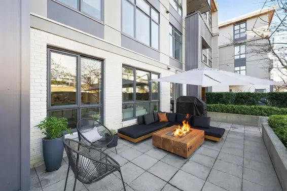 116 747 East 3rd Street, North Vancouver