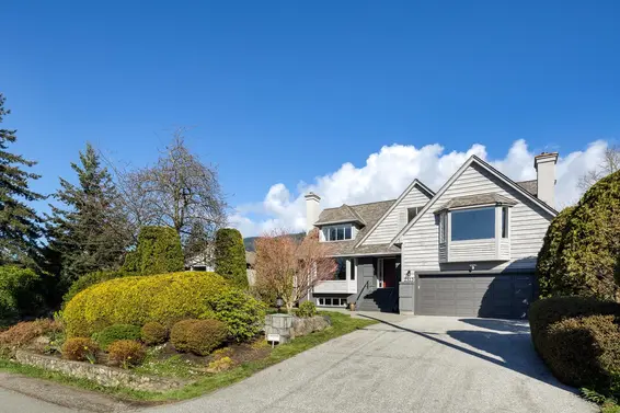 2323 Inglewood Avenue, West Vancouver