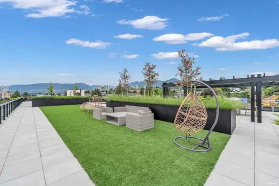 510 422 East 3rd Street, North Vancouver