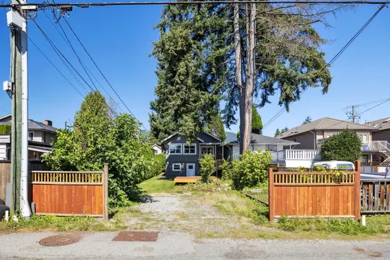 255 East 20Th Street, North Vancouver For Sale - image 38