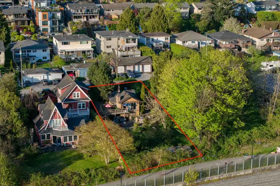 435 Alder Street, North Vancouver