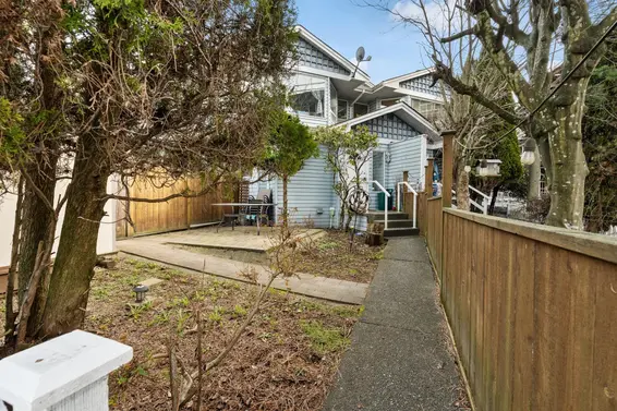 332 St. Patrick's Avenue, North Vancouver For Sale - image 25