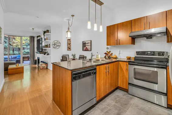 119 1633 Mackay Avenue, North Vancouver