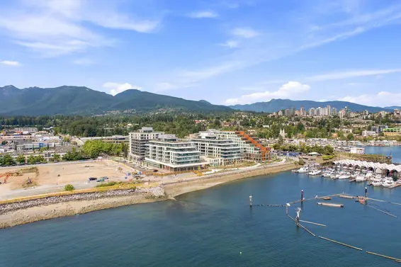 301 785 Harbour Way, North Vancouver
