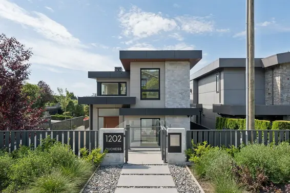 1202 Duchess Avenue, West Vancouver