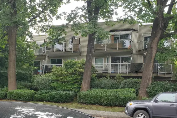 302 827 West 16 Street, North Vancouver