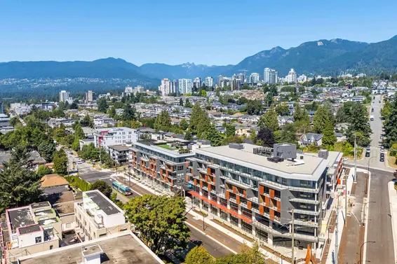 559 422 East 3rd Street, North Vancouver