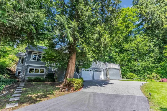 3250 Colwood Drive, North Vancouver