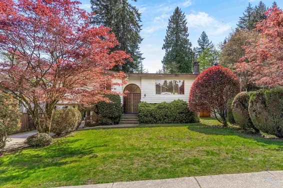 2553 Bendale Road, North Vancouver