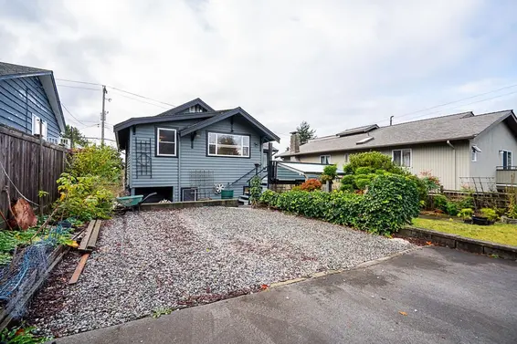 254 West Windsor Road, North Vancouver For Sale - image 25