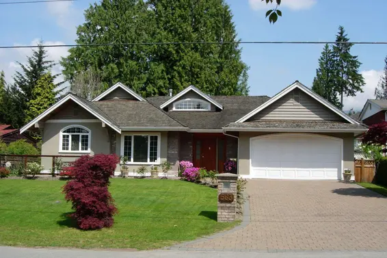 563 Esquimalt Avenue, West Vancouver