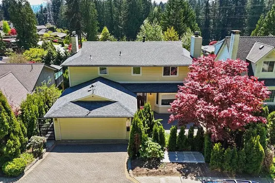 707 East Braemar Road, North Vancouver