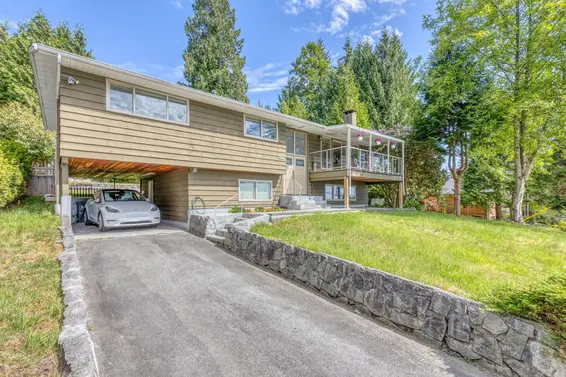 4902 Ranger Avenue, North Vancouver