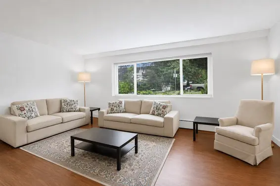1 1420 Chesterfield Avenue, North Vancouver
