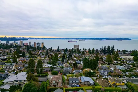 2338 Ottawa Avenue, West Vancouver
