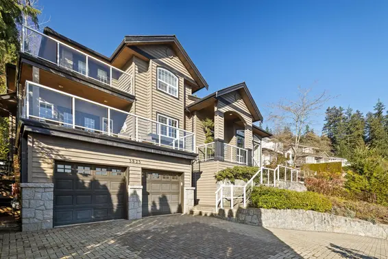 3823 Michener Way, North Vancouver